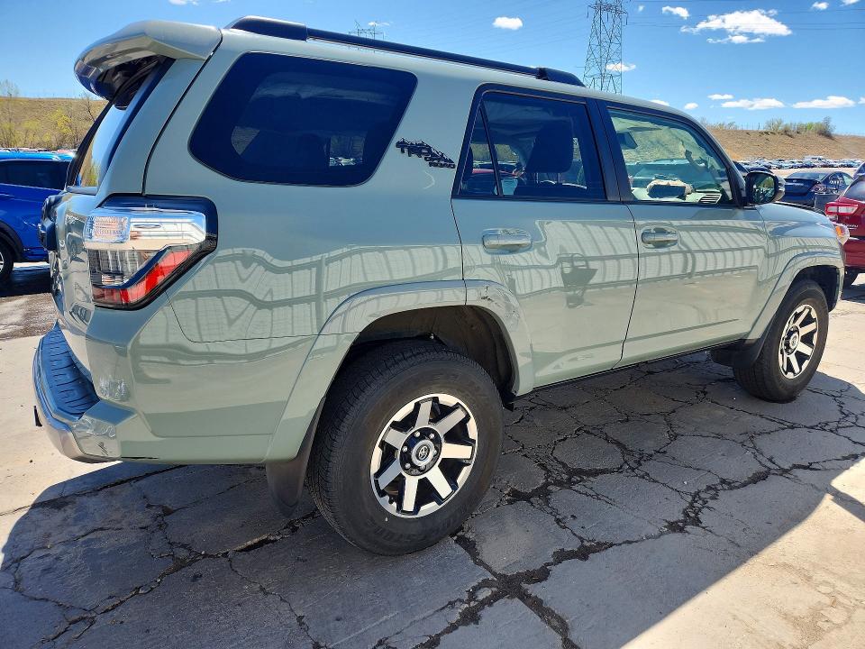 2022 Toyota 4runner VIN JTERU5JRXN6000710 COPART salvage auction — FRONT END, Co - Public - Salvage Title, sold $17,700 on 2026-07-02 (photo 3)