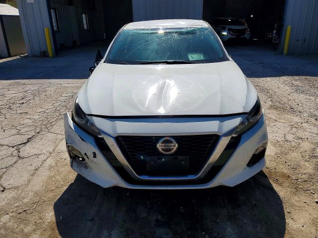 2020 Nissan Altima VIN 1N4BL4BV8LC257495 COPART salvage auction — ROLLOVER, WV - SALVAGE CERTIFICATE, sold $2,150 on 2026-07-02 (photo 5)