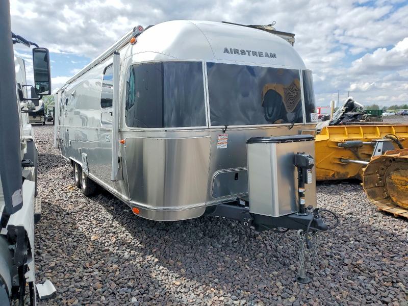 2024 Airstream Camper VIN 1STTNYL22RJ572643 COPART salvage auction — REAR END, IN - CERT OF TITLE-SALVAGE TITLE, sold $21,200 on 2026-07-30 (photo 1)