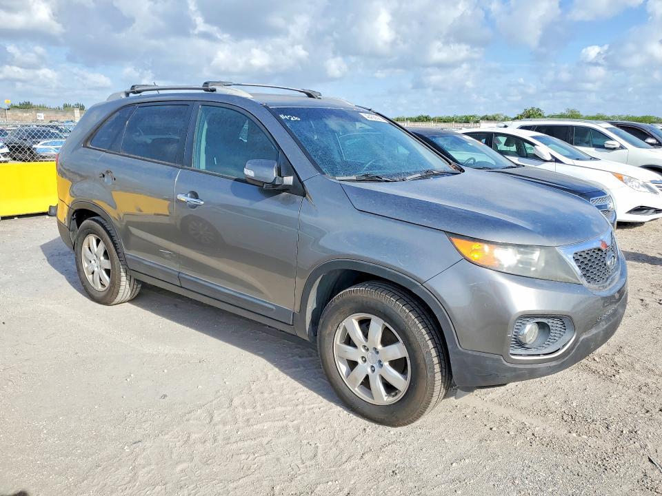 2012 Kia Sorento VIN 5XYKT3A63CG206447 COPART salvage auction — MECHANICAL, Fl - Certificate Of Title, sold $975 on 2026-07-29 (photo 4)
