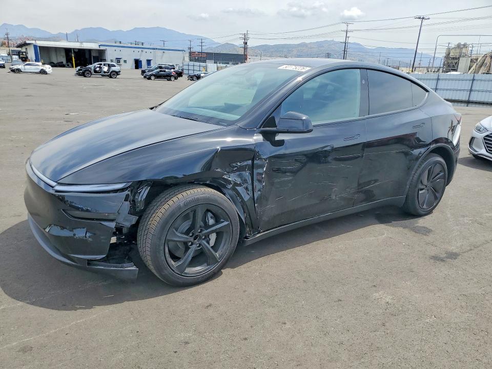 2026 Tesla Model y VIN 7SAYGDED0TF601595 COPART salvage auction — FRONT END, Salvage Title, sold $21,900 on 2026-07-15 (photo 1)