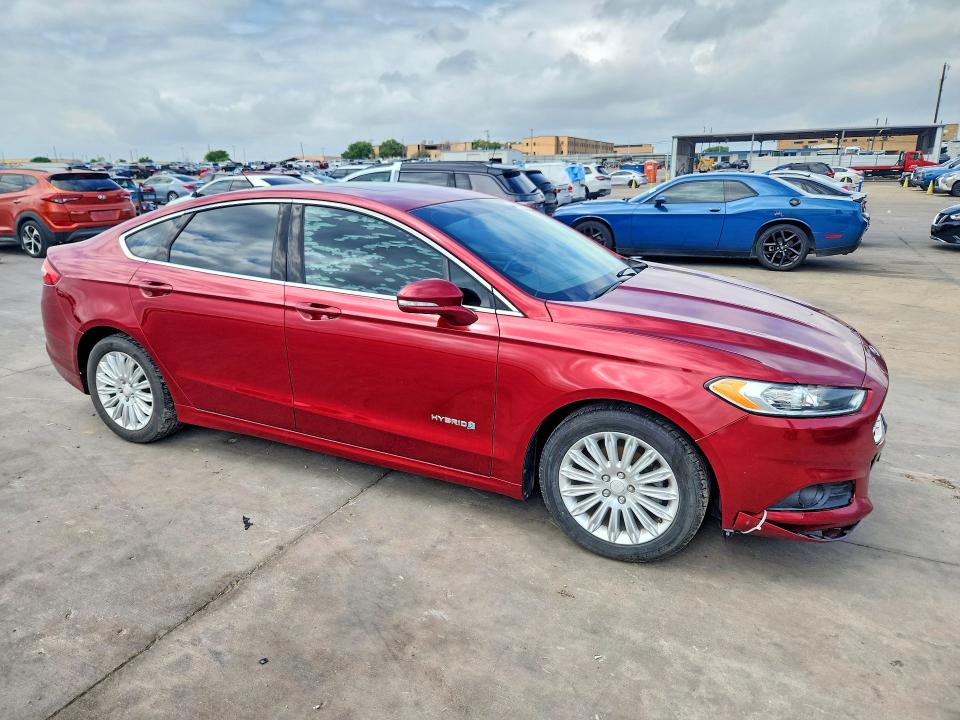 2015 Ford Fusion VIN 3FA6P0LU9FR172210 COPART salvage auction — NORMAL WEAR, In - Certificate Of Title, sold $1,450 on 2026-07-09 (photo 4)