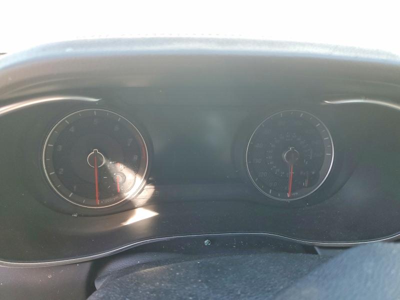 2021 Genesis G70 VIN KMTG64LA5MU079724 COPART salvage auction — SIDE, Salvage Title, sold $125 on 2026-07-21 (photo 9)