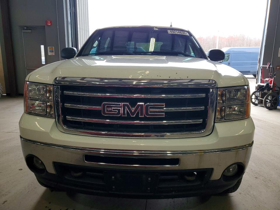 2013 Gmc SIERRA VIN 3GTP2VE79DG283883 COPART salvage auction — MINOR DENT/SCRATCHES, Ny - Certificate Of Title, sold $4,500 on 2026-07-24 (photo 5)