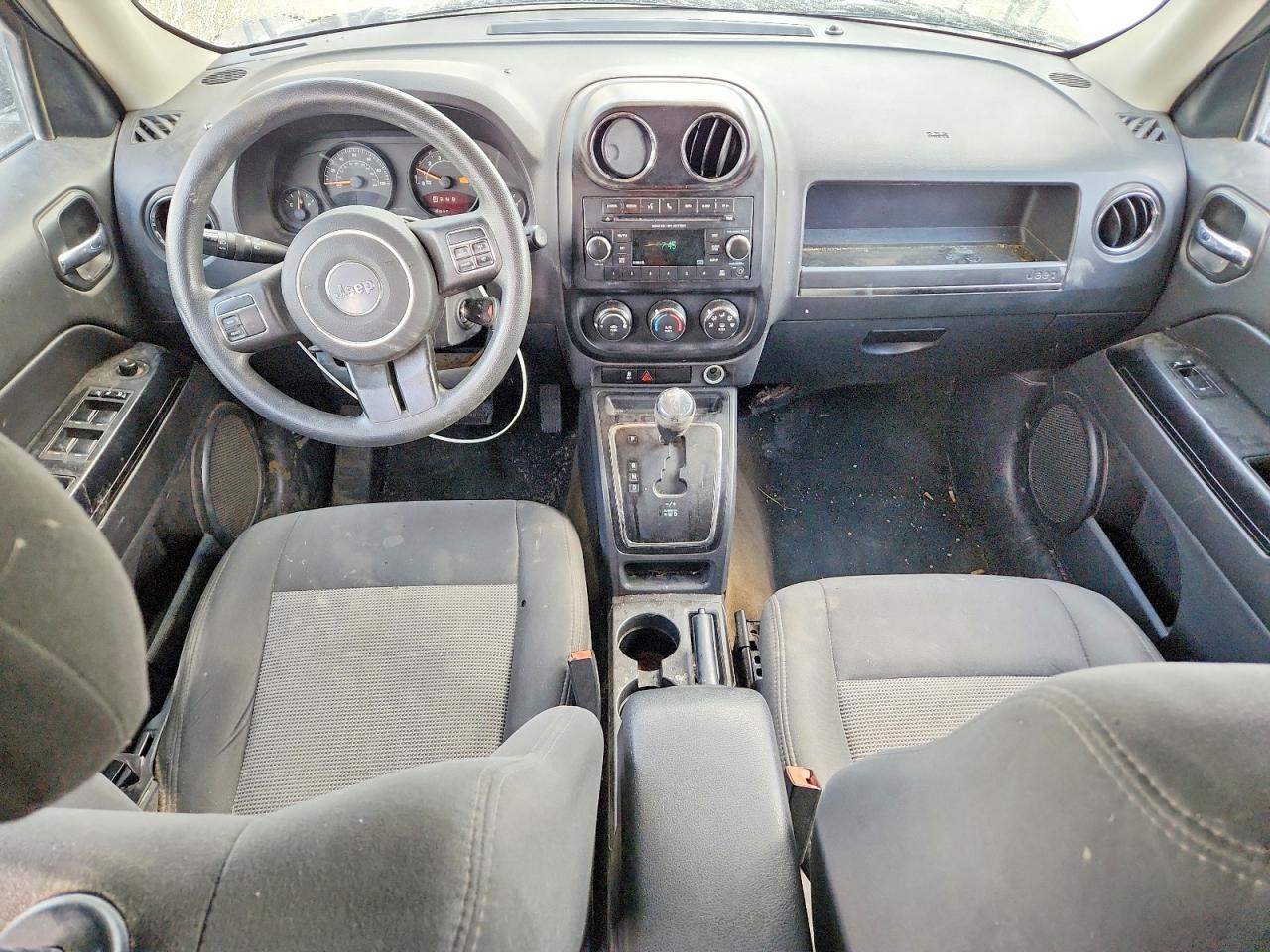 2017 Jeep Patriot VIN 1C4NJRBB0HD181711 COPART salvage auction — Front End, KS - CERT OF TITLE-SALVAGE, sold $700 on 2026-07-09 (photo 8)