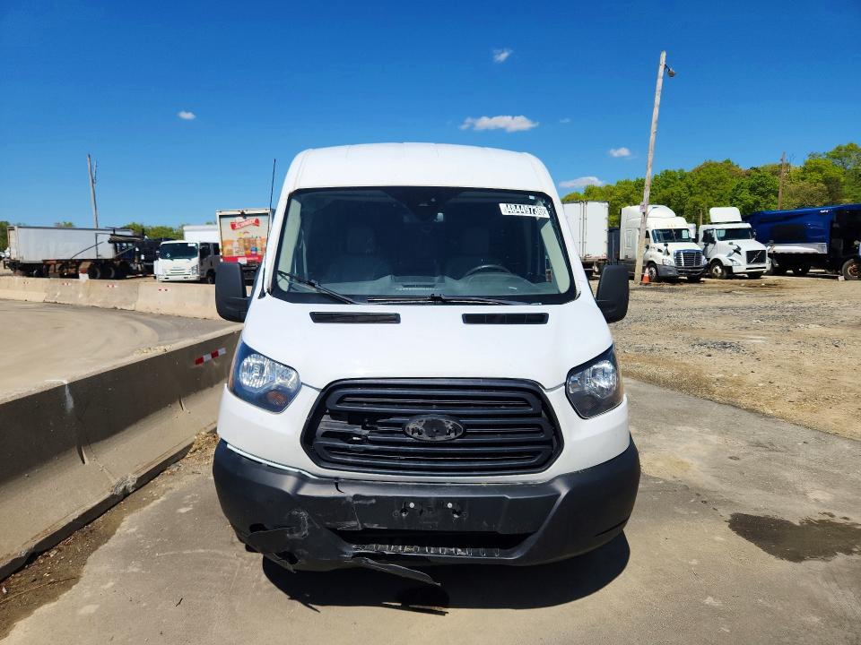 2019 Ford Transit VIN 1FTYR2CM8KKB15990 COPART salvage auction — SIDE, Va - Cert Of Title - Salvage, sold $3,485 on 2026-08-29 (photo 5)