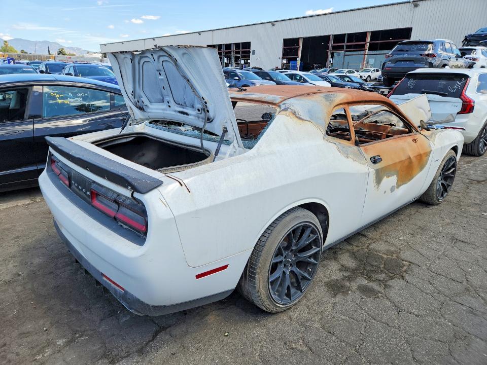 2019 Dodge Challenger VIN 2C3CDZBT4KH556957 COPART salvage auction — INTERIOR BURN, Mi - Certificate Of Title, sold $425 on 2026-07-02 (photo 3)