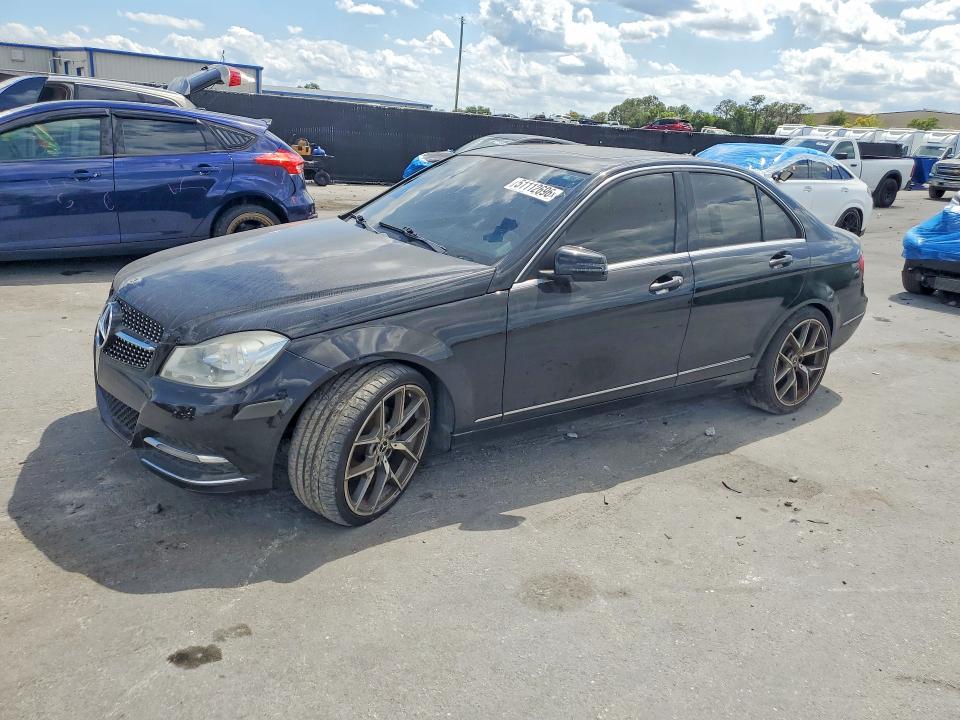 2013 Mercedes-benz C-klasse VIN WDDGF4HB3DR272947 COPART salvage auction — MINOR DENT/SCRATCHES, Fl - Certificate Of Title, sold $1,250 on 2026-07-07 (photo 1)