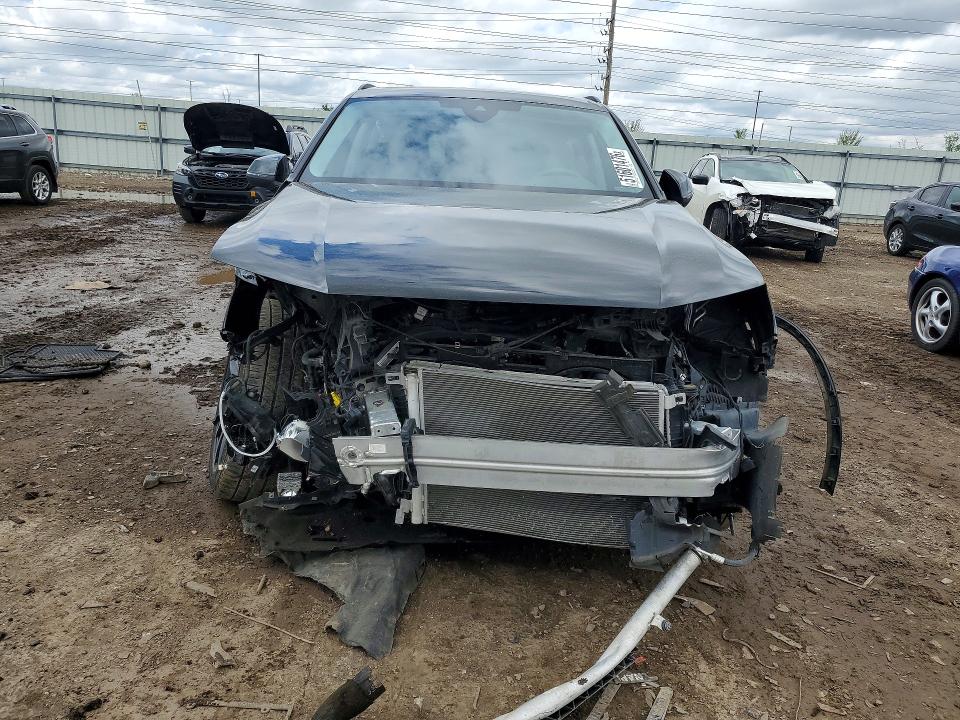 2023 Audi Q7 VIN WA1LXBF70PD004037 COPART salvage auction — FRONT END, Il - Salvage Certificate, sold $9,800 on 2026-07-09 (photo 5)
