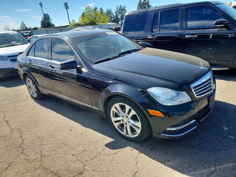 2013 Mercedes-benz VIN WDDGF8AB0DR257095 COPART salvage auction — REAR END, Or - Lien Papers Salvage, sold $1,700 on 2026-08-03 (photo 4)