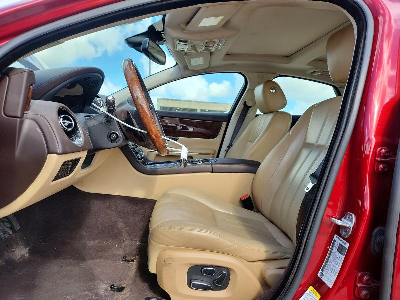 2014 Jaguar Xj VIN SAJWJ1CD4E8V66006 COPART salvage auction — NORMAL WEAR, Salvage Title, sold $400 on 2026-07-23 (photo 7)