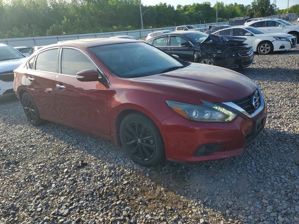 2018 Nissan Altima VIN 1N4AL3AP2JC180418 COPART salvage auction — REAR END, TN - SALVAGE CERTIFICATE, sold $1,400 on 2026-07-02 (photo 4)
