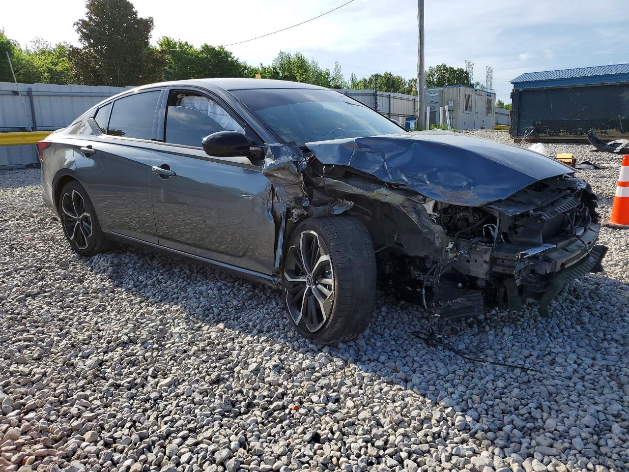2023 Nissan Altima VIN 1N4BL4CV0PN370382 COPART salvage auction — Front End, TN - SALVAGE CERTIFICATE, sold $3,100 on 2026-06-23 (photo 4)