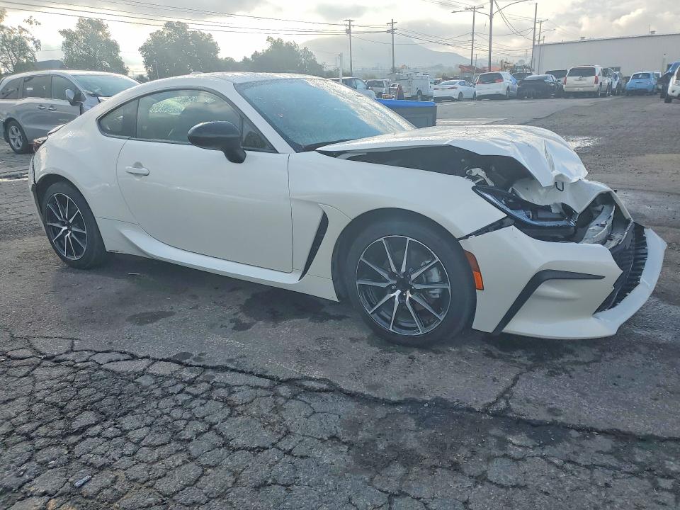 2024 Toyota Gr 86 VIN JF1ZNBB10R8753316 COPART salvage auction — FRONT END, Salvage Title, sold $4,000 on 2026-07-13 (photo 4)
