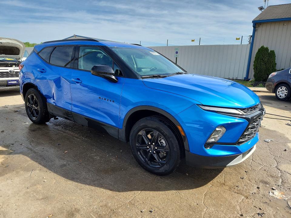 2024 Chevrolet Blazer VIN 3GNKBCR41RS276839 COPART salvage auction — SIDE, TN - SALVAGE CERTIFICATE, sold $9,100 on 2026-07-30 (photo 4)