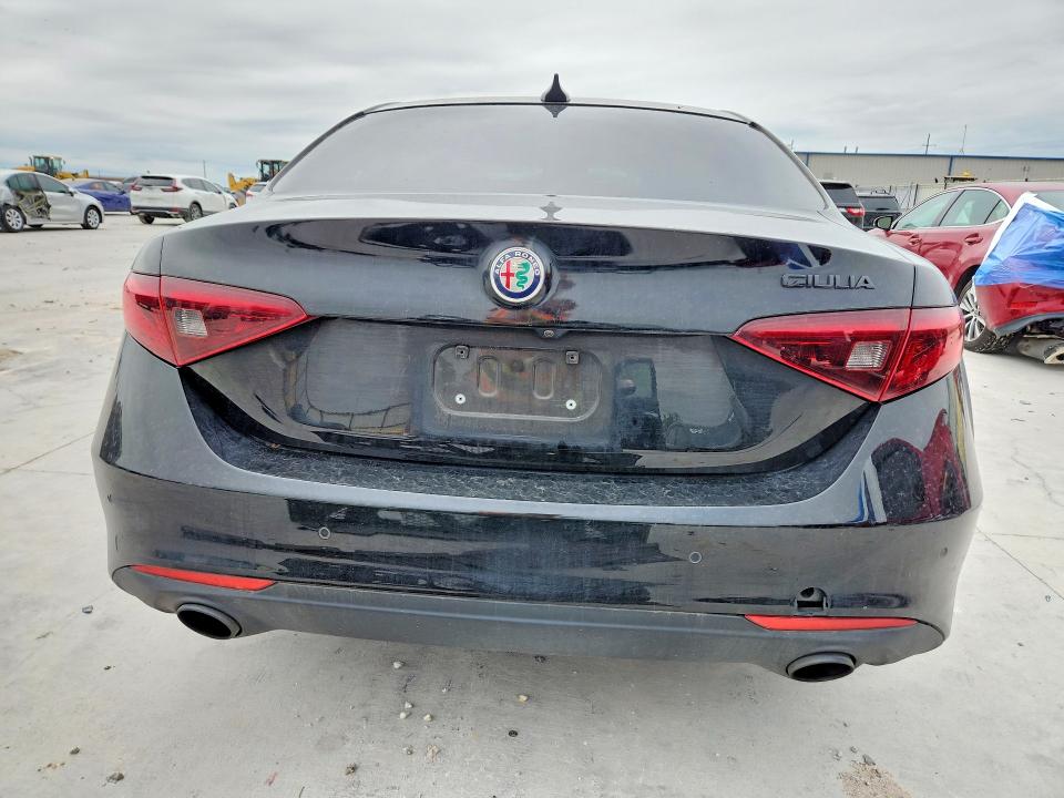 2019 Alfa romeo Giulia VIN ZARFAMBN6K7600092 COPART salvage auction — FRONT END, Salvage Title, sold $4,250 on 2026-07-10 (photo 6)