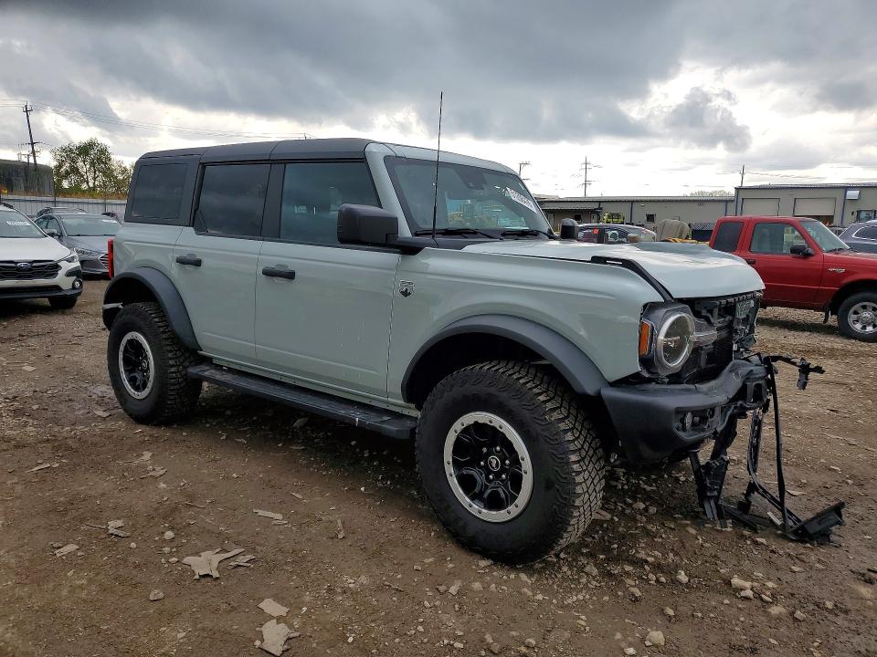 2023 Ford Bronco VIN 1FMEE5DP8PLB92638 COPART salvage auction — FRONT END, Il - Salvage Certificate, sold $15,700 on 2026-07-29 (photo 4)