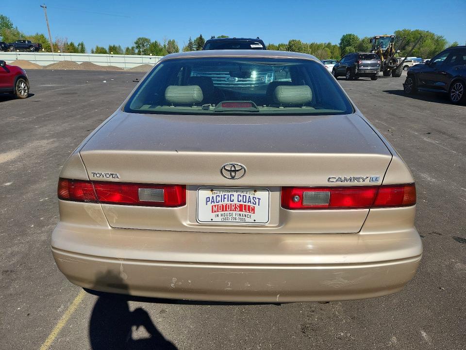 1998 Toyota Camry VIN JT2BG28K8W0250156 COPART salvage auction — FRONT END, Or - Salvage Title Certificate, sold $225 on 2026-07-22 (photo 6)