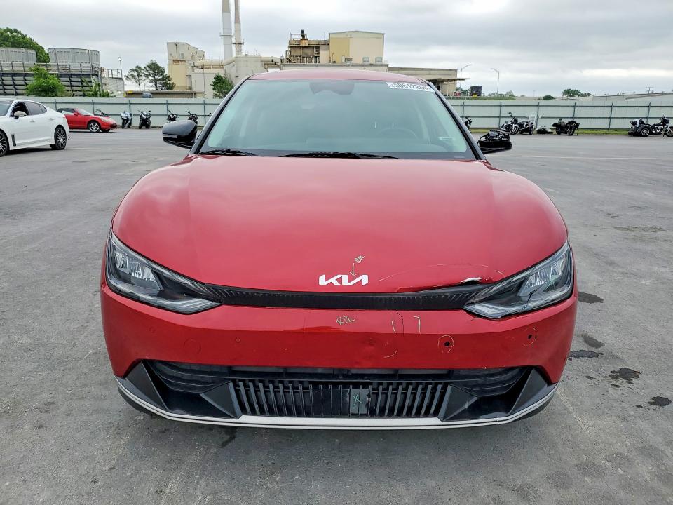 2022 Kia Ev6 VIN KNDC34LA8N5056861 COPART salvage auction — REAR END, Salvage Title, sold $9,300 on 2026-07-22 (photo 5)