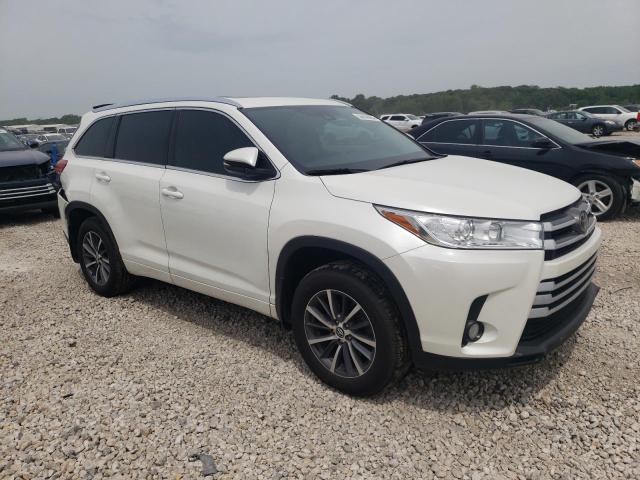 2018 Toyota Highlander VIN 5TDJZRFH6JS542956 COPART salvage auction — SIDE, Ks - Electronic Cert Of Title, sold $9,400 on 2026-09-03 (photo 4)