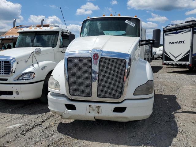 2018 Kenworth T680 VIN 1XKYD49X3JJ197180 COPART salvage auction — SIDE, KY - CERT OF TITLE-SALVAGE, sold $3,600 on 2026-07-09 (photo 7)