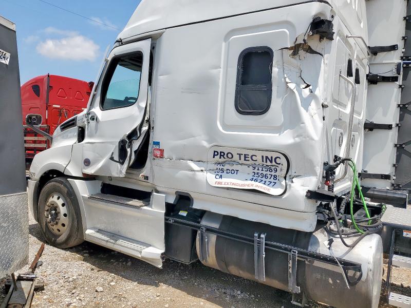 2023 Freightliner Cascadia 126 VIN 3AKJHHDR8PSNV9709 COPART salvage auction — ALL OVER, WV - SALVAGE CERTIFICATE, sold $30,250 on 2026-08-13 (photo 9)