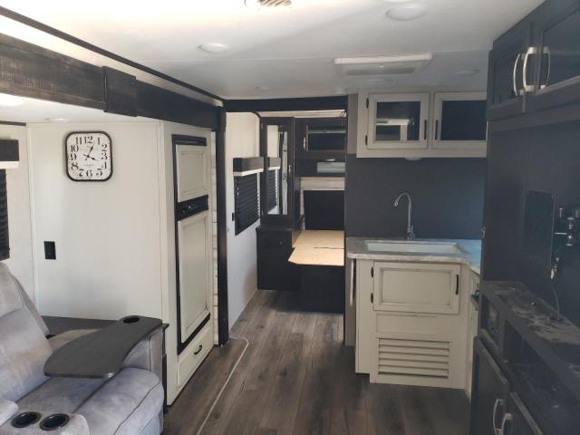 2021 Jaycee Jayco VIN 1UJBJ0BMXM1J40157 COPART salvage auction — WATER/FLOOD, LA - CERT OF TITLE-SALVAGE FLOOD, sold $4,000 on 2026-09-23 (photo 5)