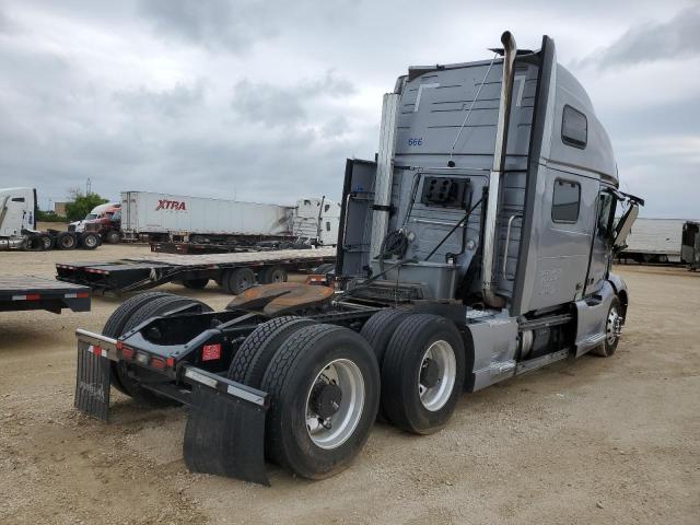 2022 Volvo VIN 4V4NC9EH8NN288574 COPART salvage auction — ROLLOVER, Salvage Title, sold $14,000 on 2026-08-28 (photo 4)