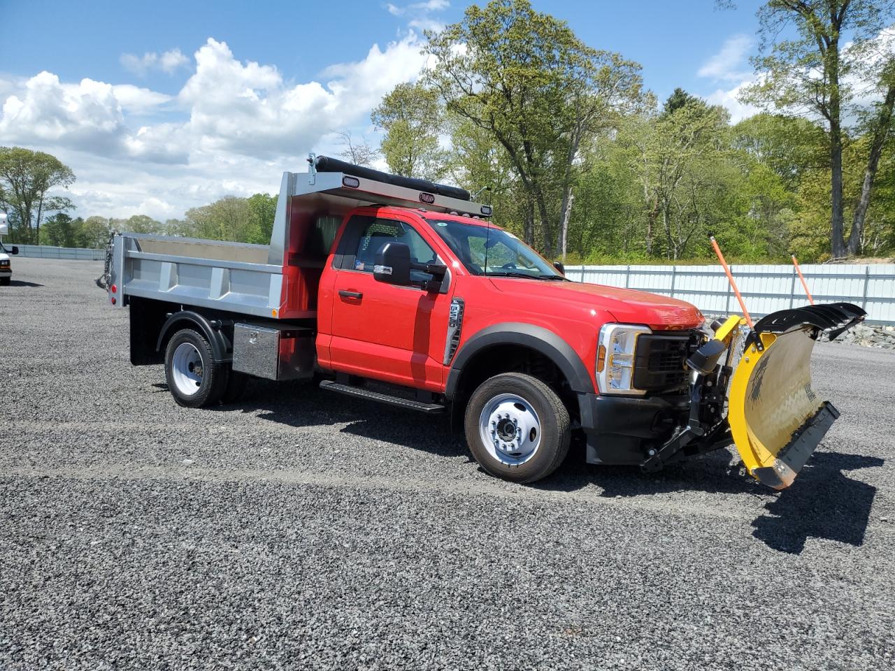 2024 Ford F550 VIN 1FDUF5HN8RDA25596 COPART salvage auction — Front End, MA - CERT OF TITLE-SALVAGE, sold $32,500 on 2025-06-25 (photo 4)