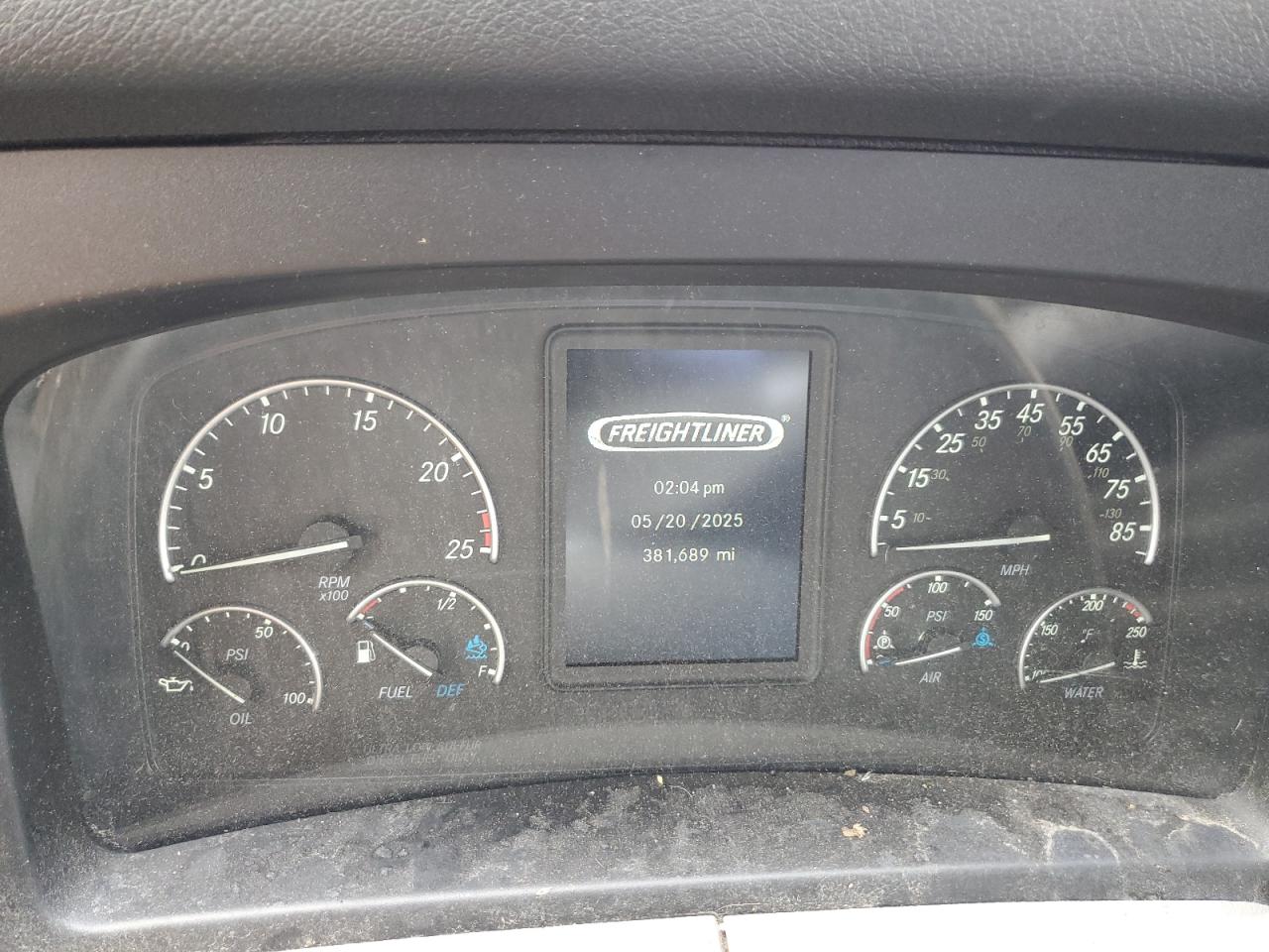 2022 Freightliner All other VIN 3AKJHHDR8NSNT9120 COPART salvage auction — Rollover, OH - CERT OF TITLE-SALVAGE, sold $24,100 on 2026-04-30 (photo 8)