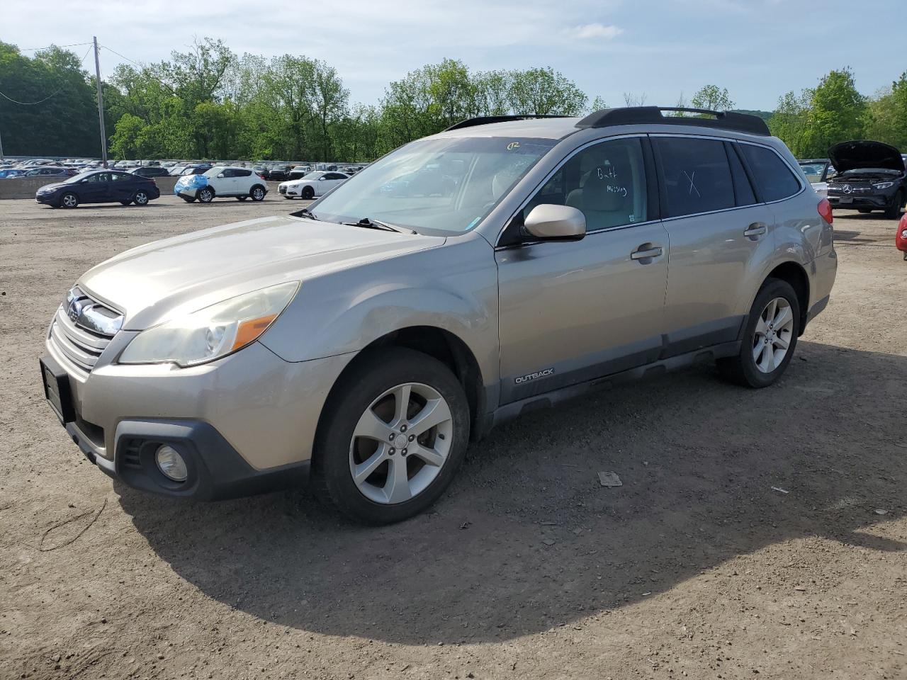 2014 Subaru Outback VIN 4S4BRBCC3E3204406 COPART salvage auction — Minor Dent/Scratches, MT - CERTIFICATE OF TITLE, sold $650 on 2026-07-31 (photo 1)