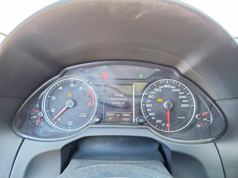 2013 Audi Q5 VIN WA1VFCFP3DA002703 COPART salvage auction — WATER/FLOOD, On - Permit Irrepairable, sold $300 on 2026-07-28 (photo 9)