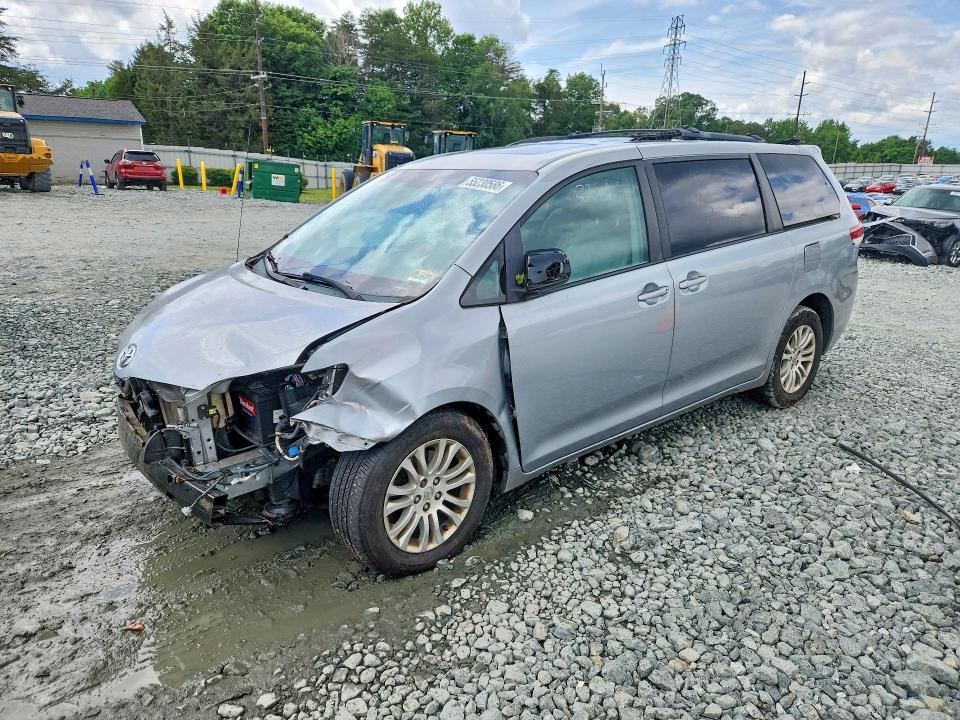 2014 Toyota Sienna VIN 5TDYK3DC4ES433277 COPART salvage auction — FRONT END, Nc - Salvage Certificate Of Title, sold $3,850 on 2026-07-08 (photo 1)