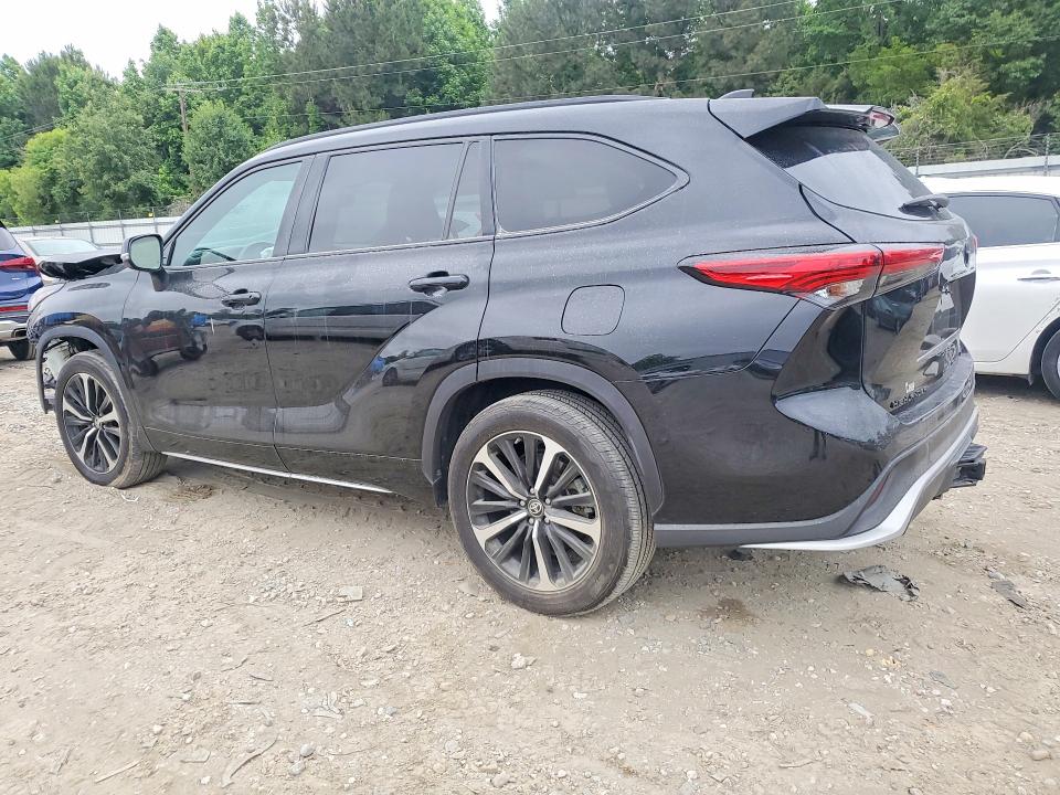 2021 Toyota Highlander VIN 5TDLZRBH8MS111540 COPART salvage auction — FRONT END, Va - Cert Of Title - Salvage, sold $12,000 on 2026-07-07 (photo 2)