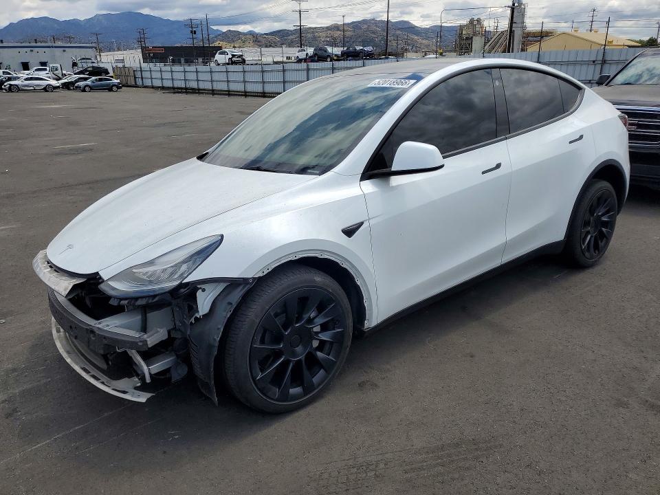 2023 Tesla Model y VIN 7SAYGDEE0PA071687 COPART salvage auction — FRONT END, Salvage Title, sold $12,200 on 2026-07-22 (photo 1)