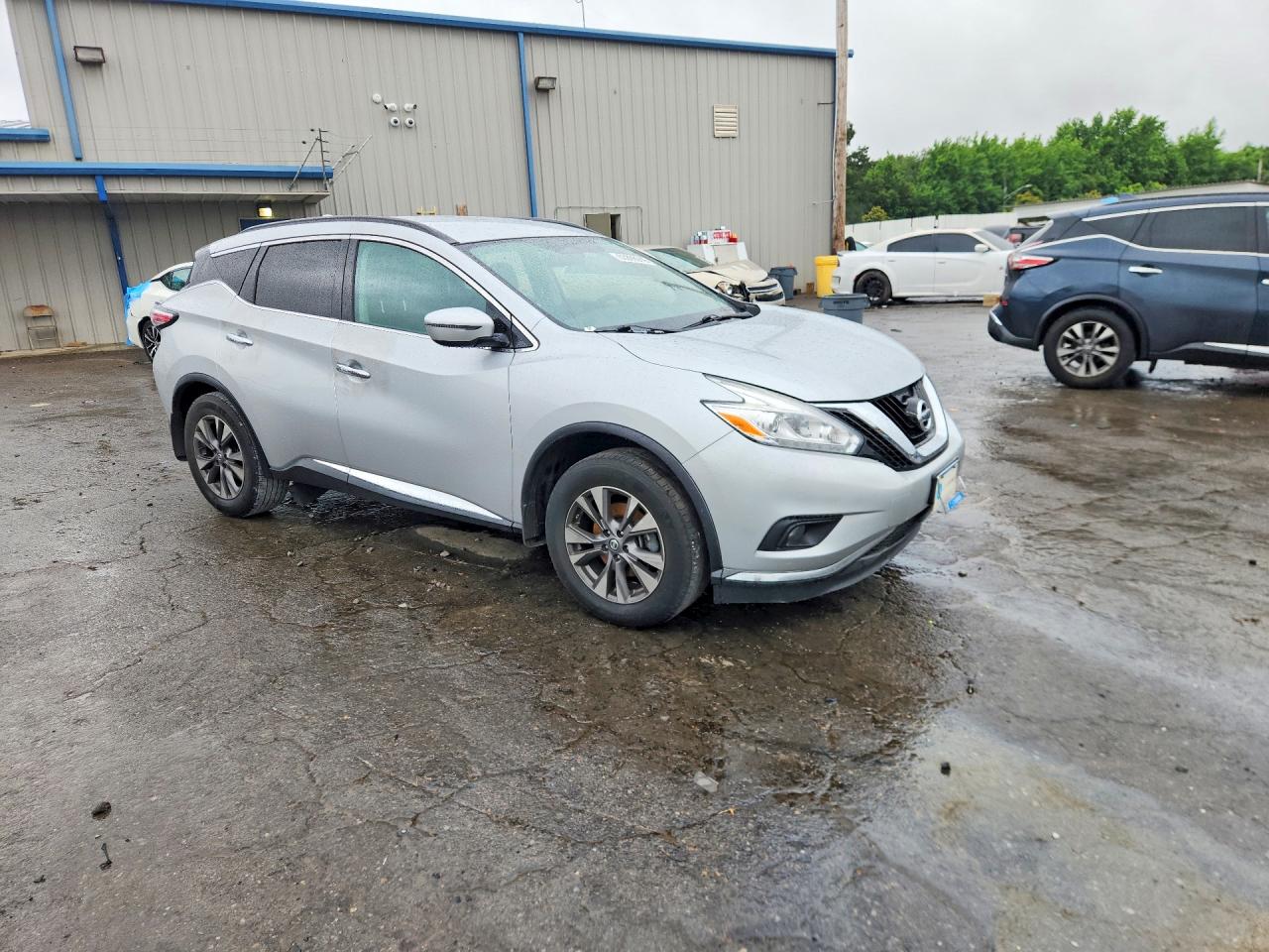 2017 Nissan Murano VIN 5N1AZ2MG6HN170533 COPART salvage auction — Normal Wear, TN - SALVAGE CERTIFICATE, sold $2,300 on 2026-07-09 (photo 4)
