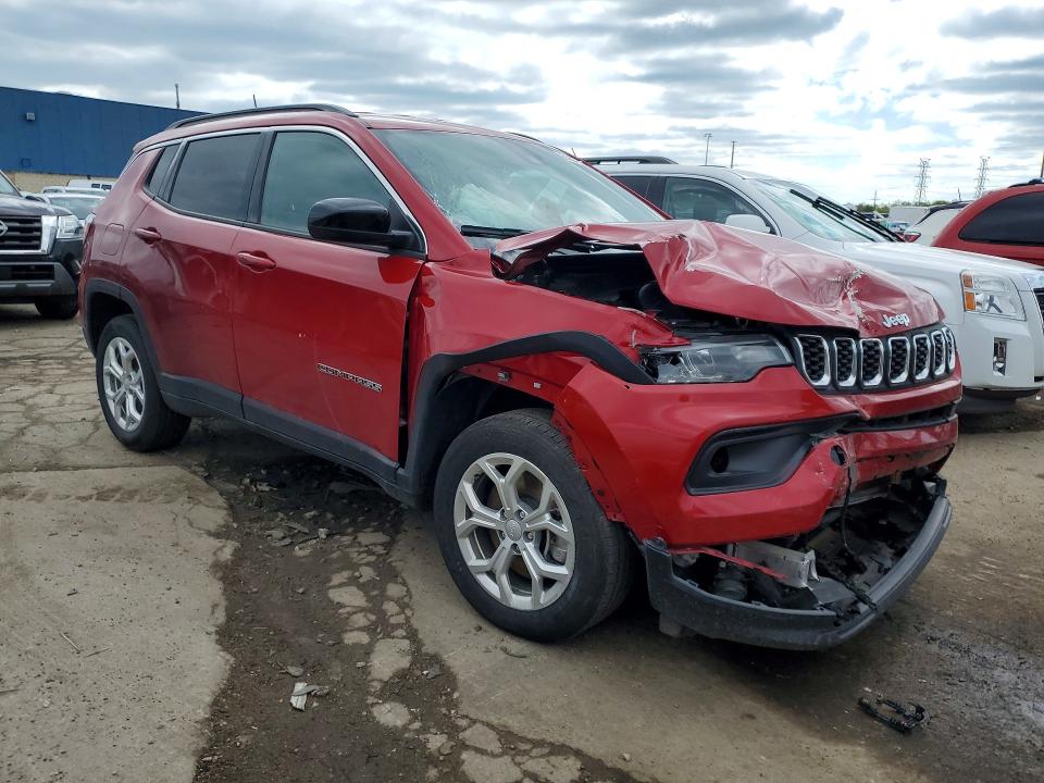 2024 Jeep Compass VIN 3C4NJDBN8RT137965 COPART salvage auction — FRONT END, Fl - Dlr Only Salvage/Rebuildable (P), sold $4,300 on 2026-07-09 (photo 4)