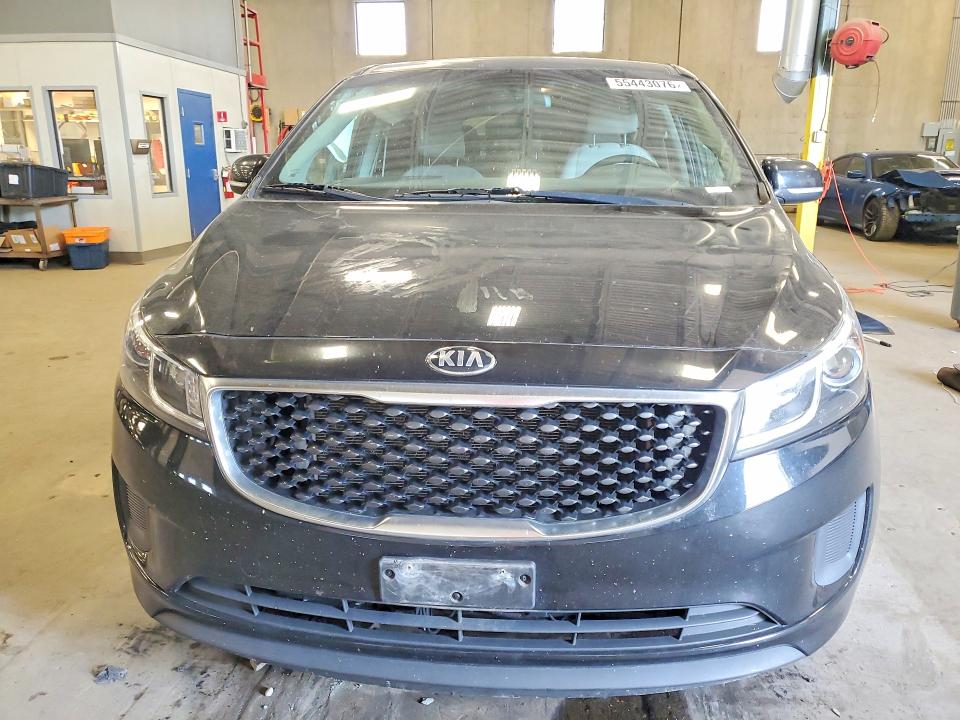2016 Kia SEDONA VIN KNDMB5C11G6203791 COPART salvage auction — SIDE, Mn - Cert Of Title-Prior Salvage, sold $1,150 on 2026-07-16 (photo 5)