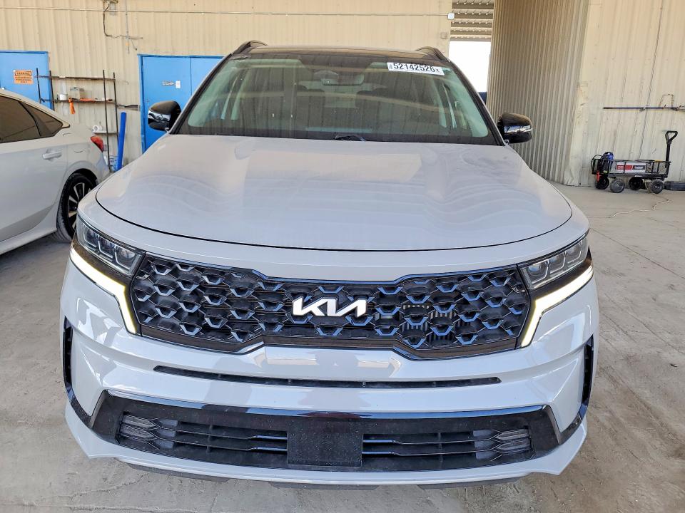 2023 Kia Sorento VIN 5XYRK4LF9PG197652 COPART salvage auction — REAR END, Fl - Cert Of Title Slvg Rebuildable, sold $12,200 on 2026-07-08 (photo 5)