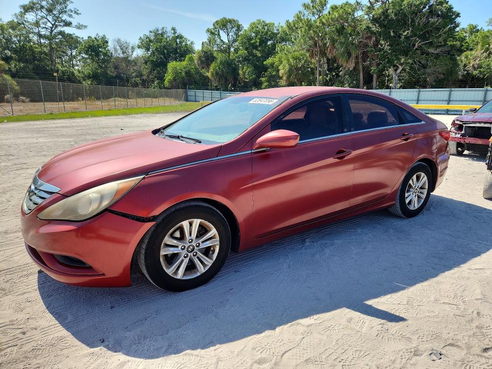 2013 Hyundai Sonata VIN 5NPEB4ACXDH693393 COPART salvage auction — REAR END, Fl - Cert Of Title Slvg Rebuildable, sold $750 on 2026-07-08 (photo 1)