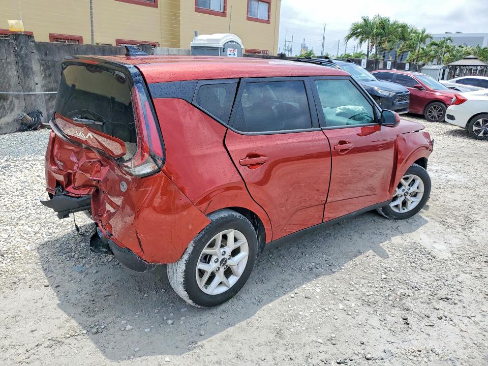 2025 Kia Soul VIN KNDJ23AU0S7252827 COPART salvage auction — FRONT END, Fl - Certificate Of Destruction, sold $2,400 on 2026-07-13 (photo 3)