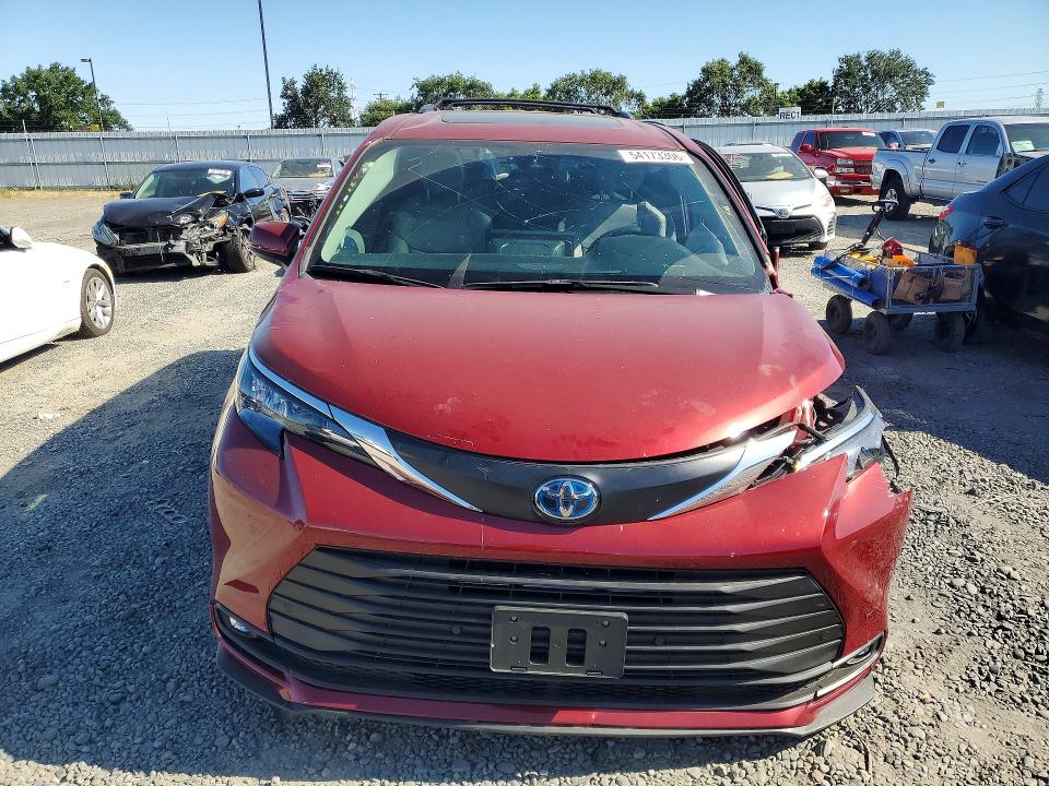 2025 Toyota Sienna VIN 5TDJRKEC3SS228681 COPART salvage auction — SIDE, Ca - Salvage Certificate, sold $10,600 on 2026-07-02 (photo 5)