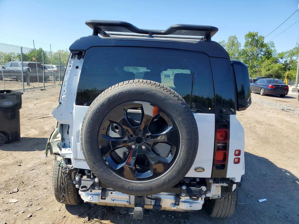2022 Land rover Defender VIN SALE3ERU6N2088816 COPART salvage auction — REAR END, Md - Cert Of Salvage > 75% Damage, sold $17,100 on 2026-07-23 (photo 6)