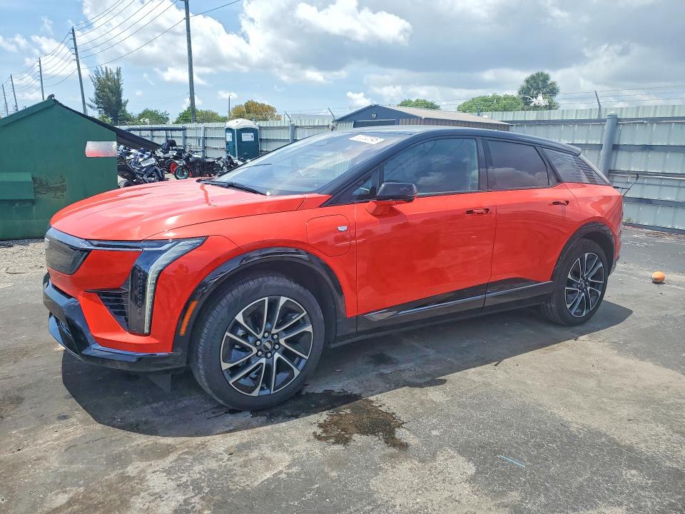 2025 Cadillac Optiq VIN 3GYK3EMR2SS240954 COPART salvage auction — UNDERCARRIAGE, Fl - Cert Of Title Slvg Rebuildable, sold $17,900 on 2026-07-13 (photo 1)