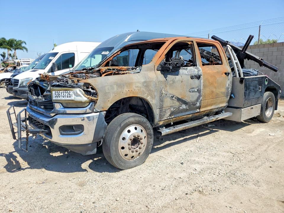 2019 Ram 5500 VIN 3C7WRNELXKG566801 COPART salvage auction — BURN, Ca - Non-Repairable Vehicle Cert, sold $9,400 on 2026-07-20 (photo 1)