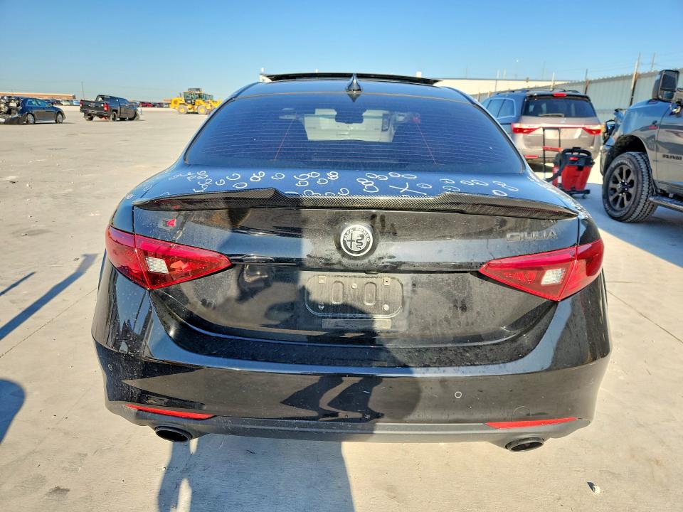 2019 Alfa romeo Giulia VIN ZARFANBN3K7623125 COPART salvage auction — HAIL, Tx - Certificate Of Title, sold $8,800 on 2026-09-04 (photo 6)