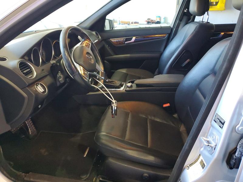 2012 Mercedes-benz C class VIN WDDGF4HB0CR218665 COPART salvage auction — NORMAL WEAR, Va - Certificate Of Title, sold $400 on 2026-07-14 (photo 7)