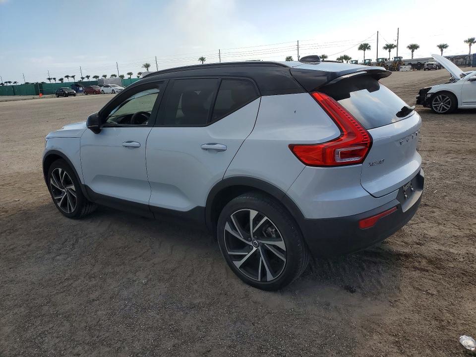 2022 Volvo VIN YV4162UM7N2653123 COPART salvage auction — FRONT END, Fl - Certificate Of Destruction, sold $7,500 on 2026-07-13 (photo 2)
