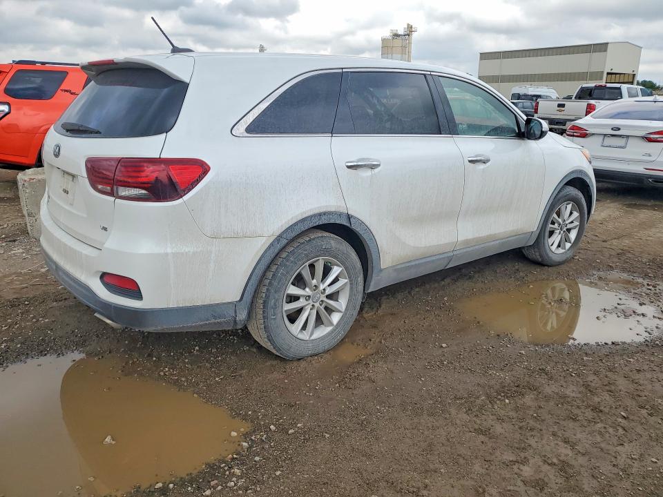 2019 Kia Sorento VIN 5XYPG4A58KG440914 COPART salvage auction — STRIPPED, MO - SALVAGE CERTIFICATE OF TITLE, sold $2,500 on 2026-07-07 (photo 3)
