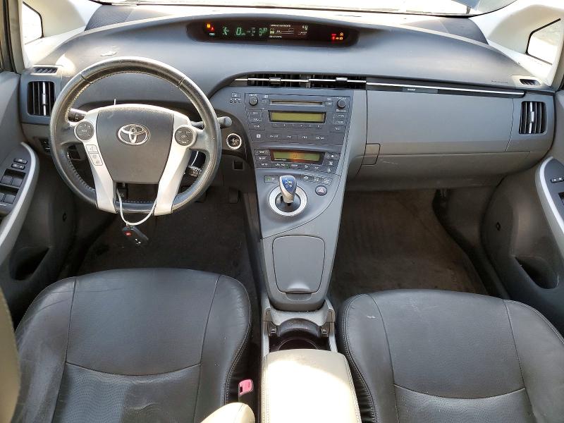 2011 Toyota Prius VIN JTDKN3DUXB0325170 COPART salvage auction — MINOR DENT/SCRATCHES, Co - Dis/Dlr/Exp Only Clean Title, sold $625 on 2026-07-07 (photo 8)